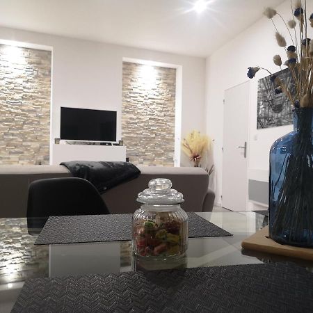 T3 Avec Salle De Bain Privative Par Chambre Ажан Екстериор снимка