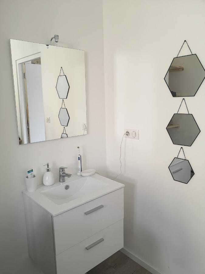 T3 Avec Salle De Bain Privative Par Chambre Ажан Екстериор снимка