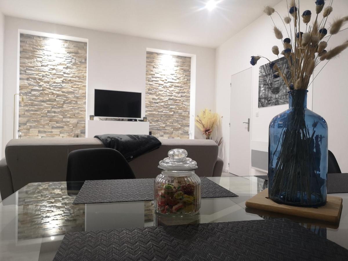 T3 Avec Salle De Bain Privative Par Chambre Ажан Екстериор снимка
